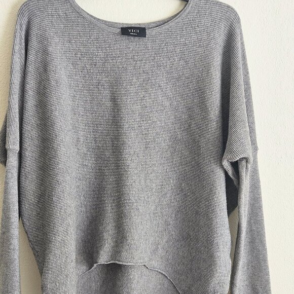 VICI Neutral Cozy Oversized grey asymmetrical Hem Juliet Sleeve Sweater S - Picture 1 of 4